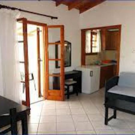 Δίχωρο Στούντιο Στον Κέντρο Του Αρμενιστή Apartman Armenisztísz Kültér fotó